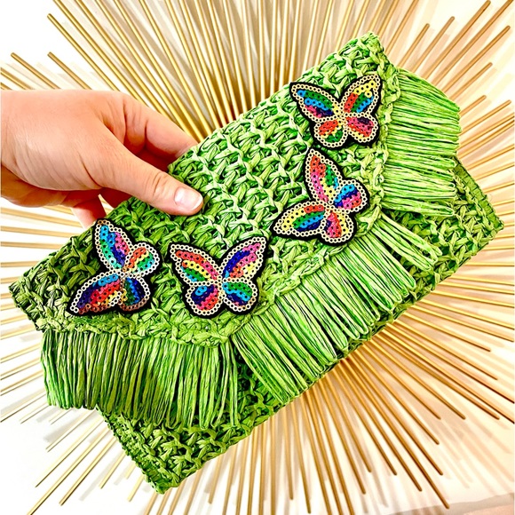 Green Fringe Straw Clutch - Picture 2 of 8